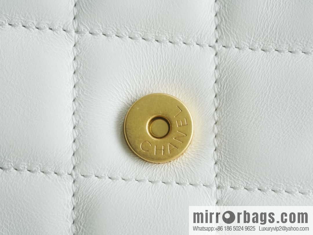 CHANEL | Original small sheepskin Vintage baguette bag AS4611 white