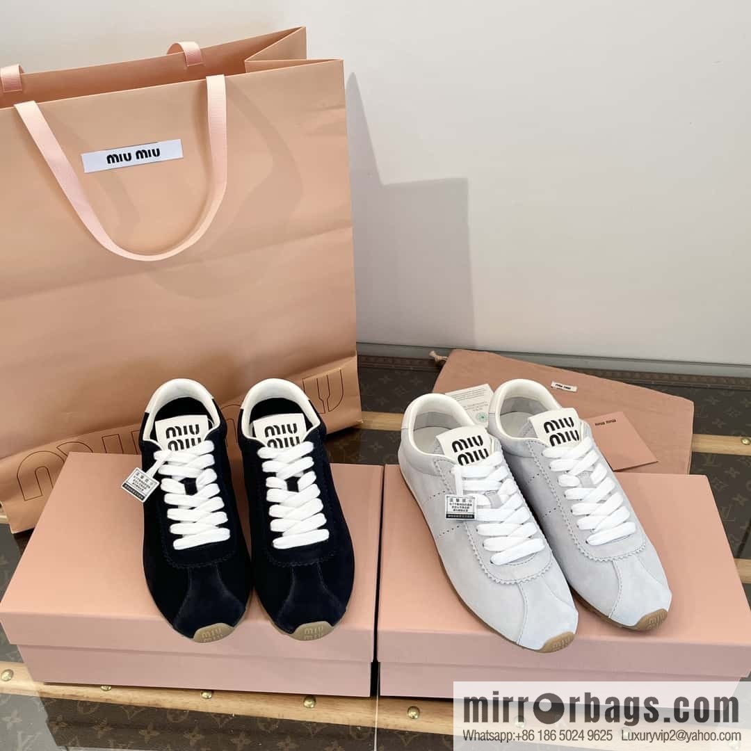 MIUMIU Miu Miu Early spring flat-soled lace-up Forrest training shoes