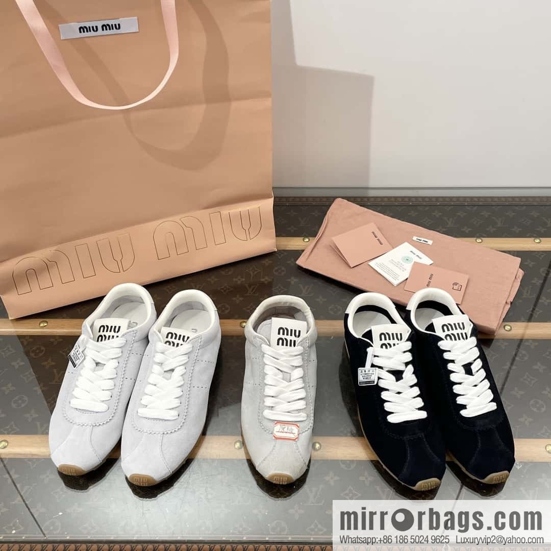 MIUMIU Miu Miu Early spring flat-soled lace-up Forrest training shoes