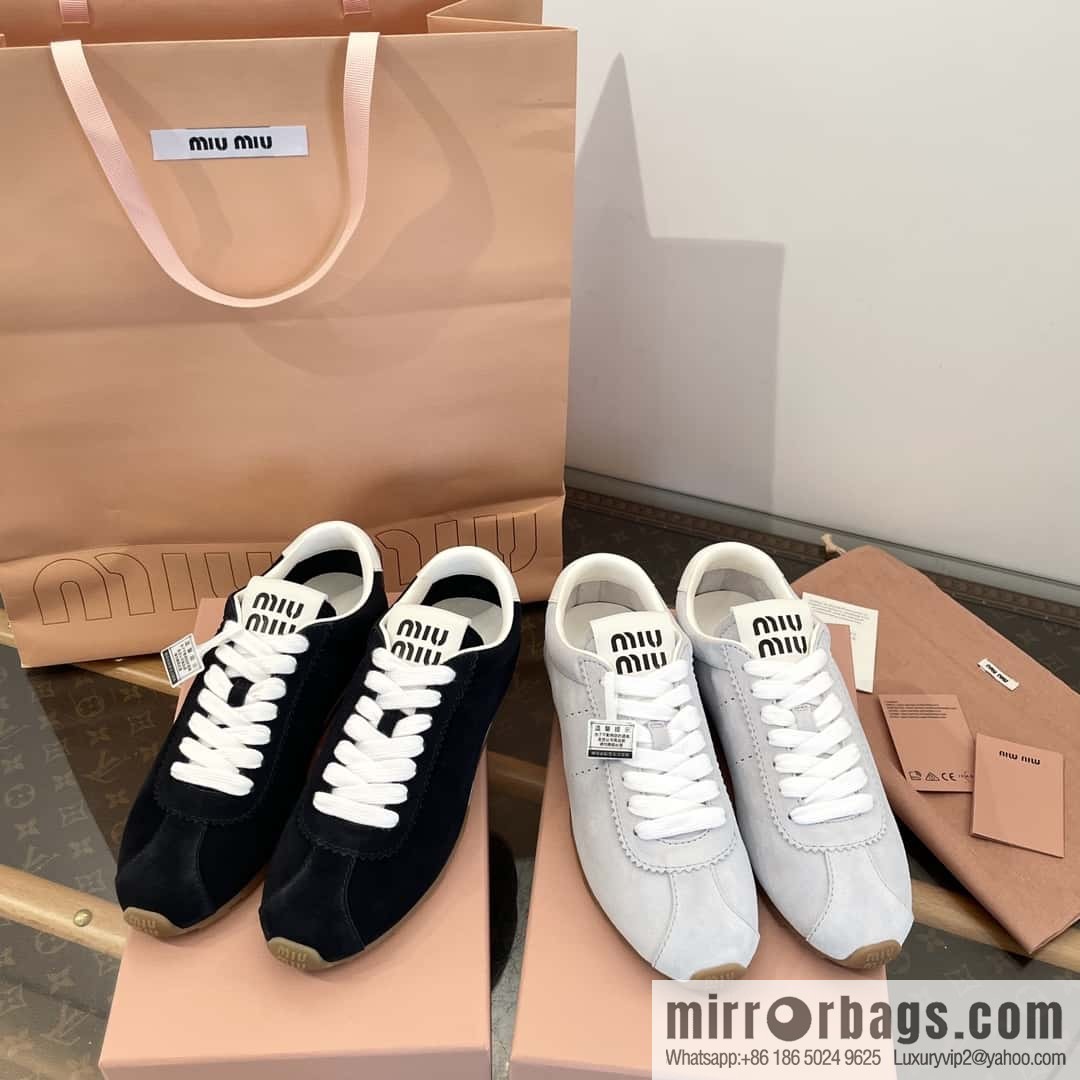 MIUMIU Miu Miu Early spring flat-soled lace-up Forrest training shoes