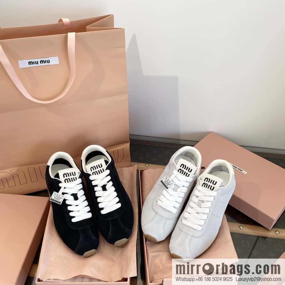 MIUMIU Miu Miu Early spring flat-soled lace-up Forrest training shoes