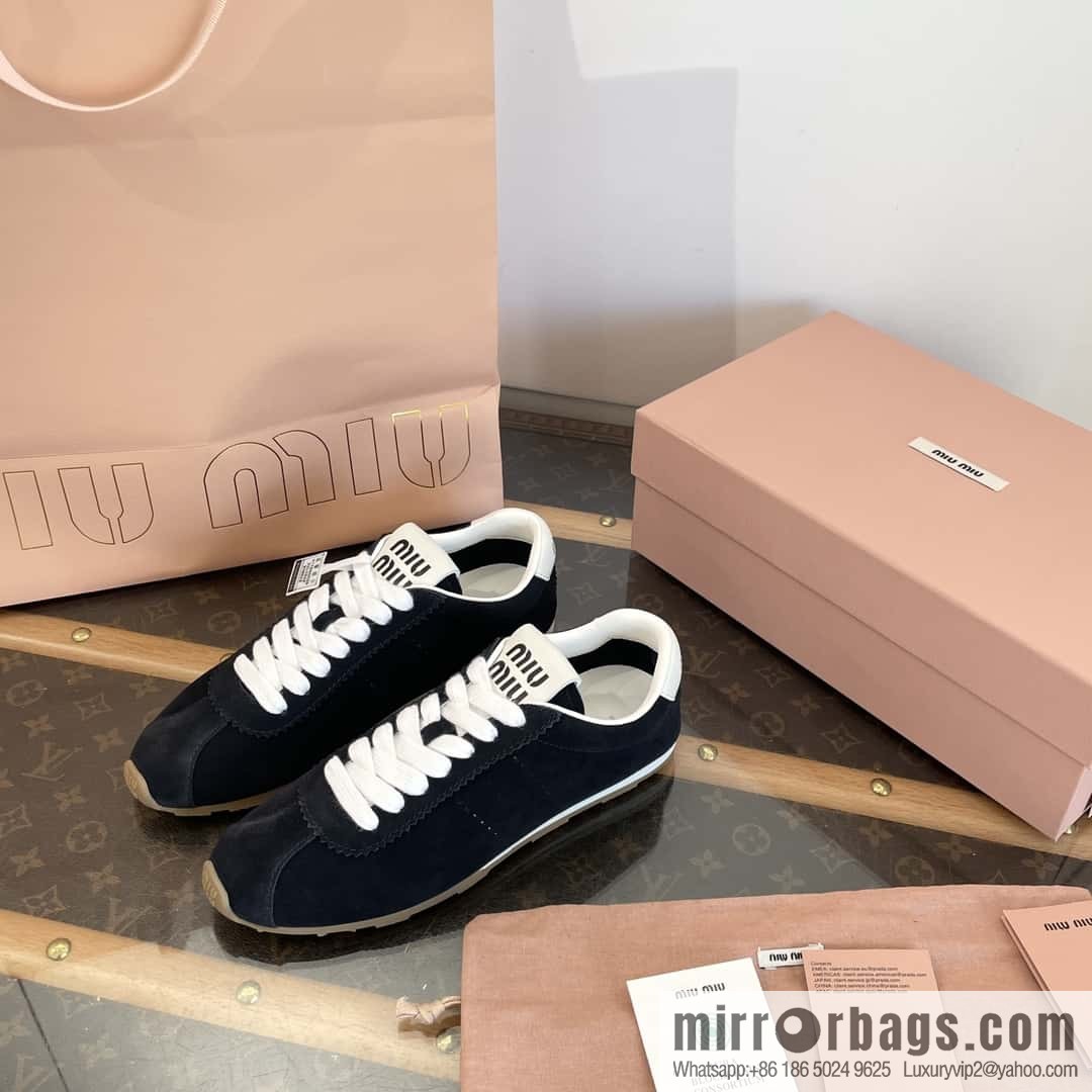 MIUMIU Miu Miu Early spring flat-soled lace-up Forrest training shoes