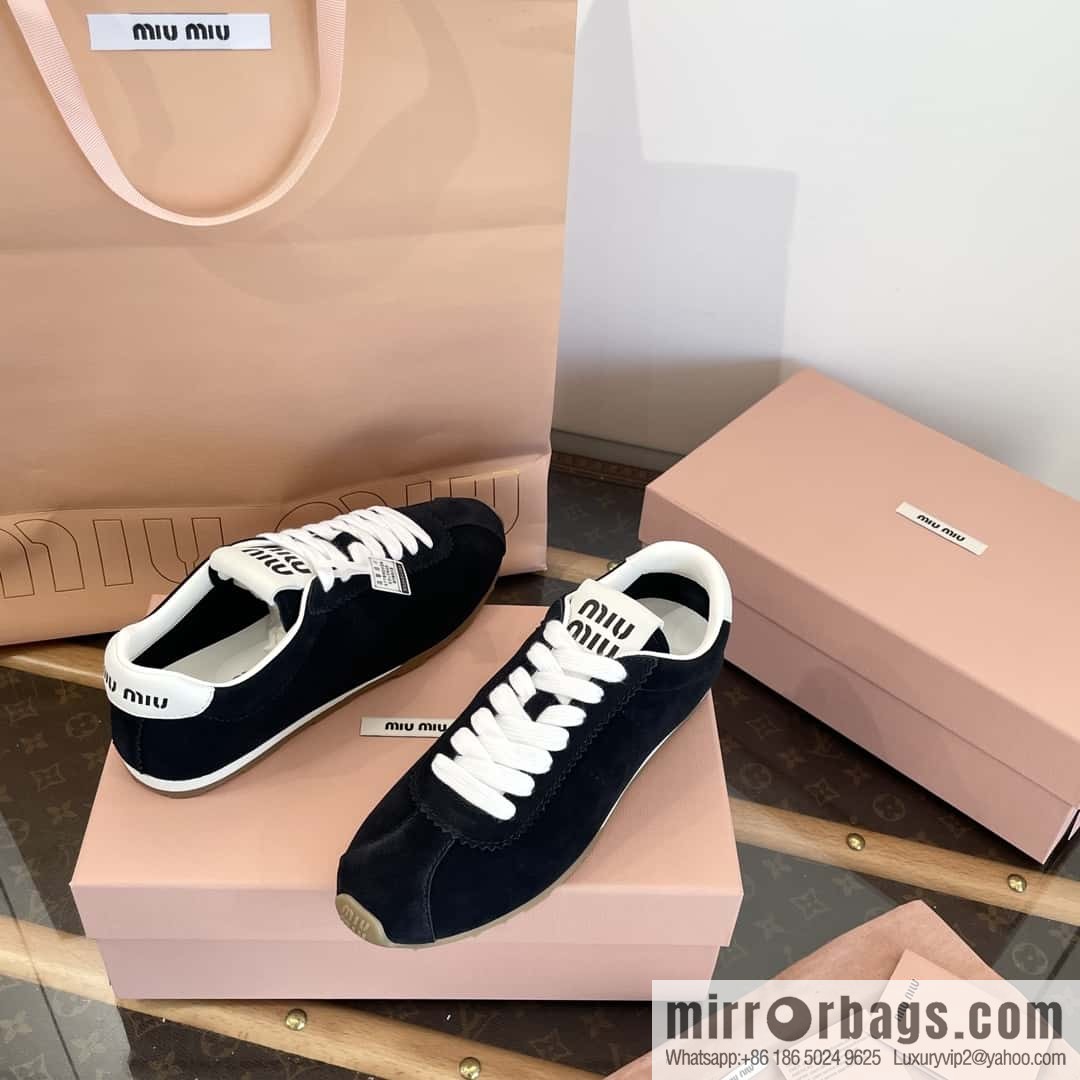 MIUMIU Miu Miu Early spring flat-soled lace-up Forrest training shoes