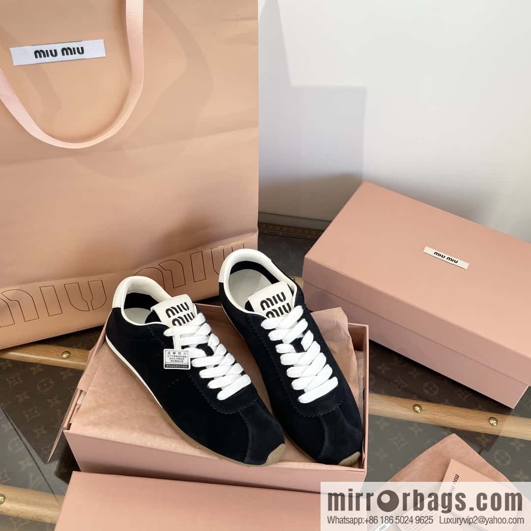 MIUMIU Miu Miu Early spring flat-soled lace-up Forrest training shoes