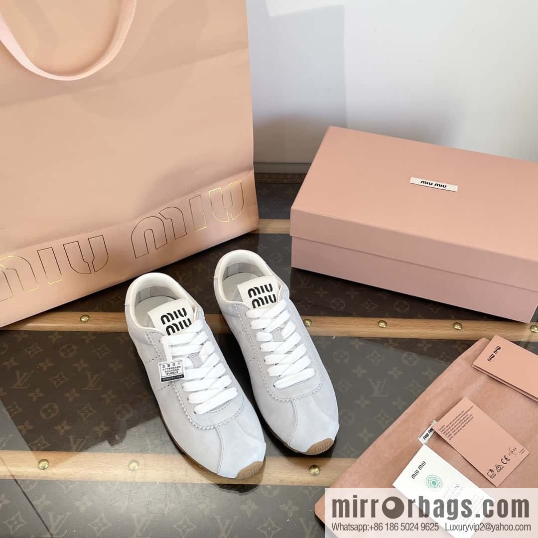 MIUMIU Miu Miu Early spring flat-soled lace-up Forrest training shoes