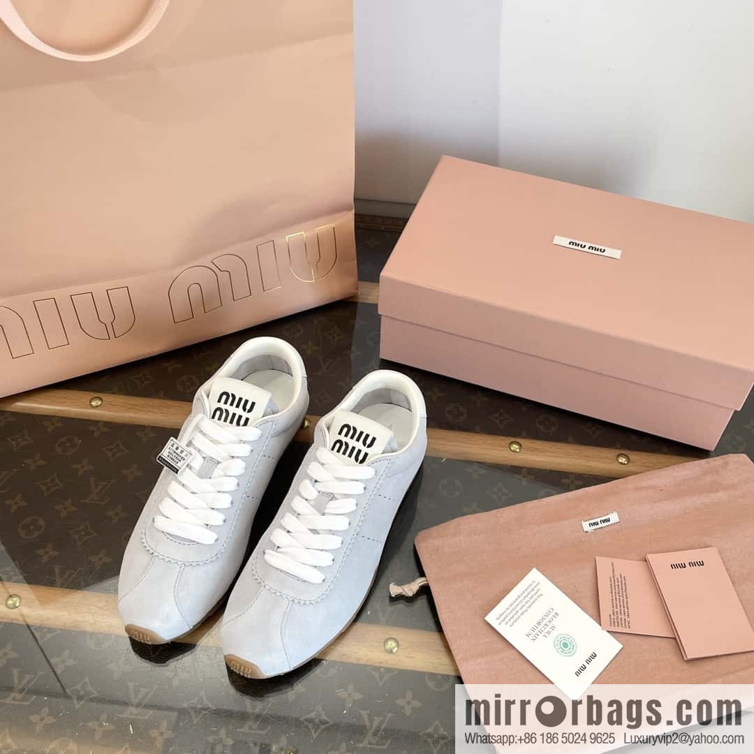 MIUMIU Miu Miu Early spring flat-soled lace-up Forrest training shoes