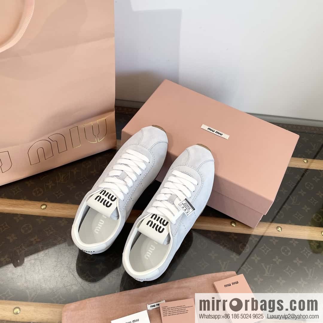 MIUMIU Miu Miu Early spring flat-soled lace-up Forrest training shoes