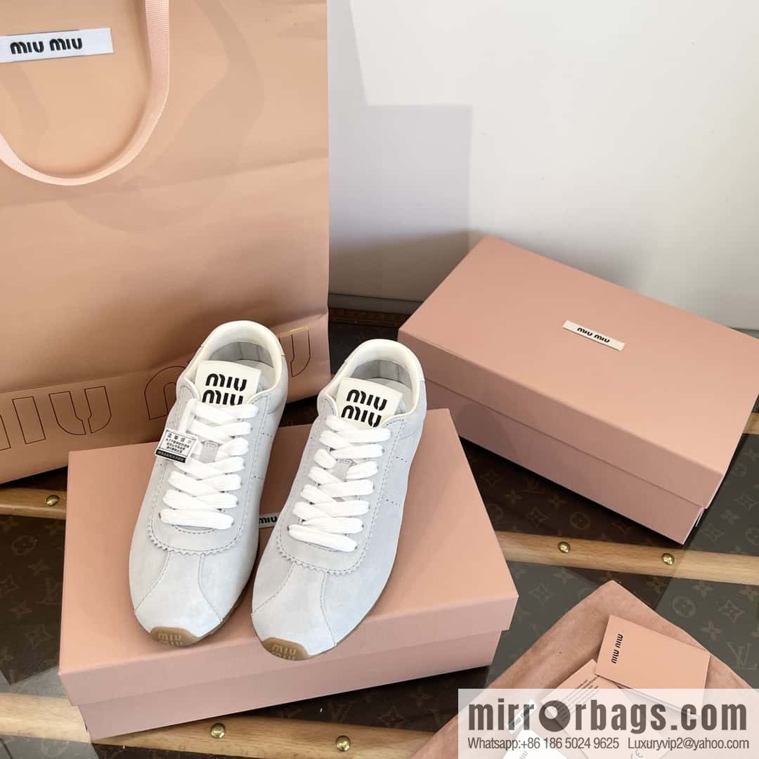 MIUMIU Miu Miu Early spring flat-soled lace-up Forrest training shoes