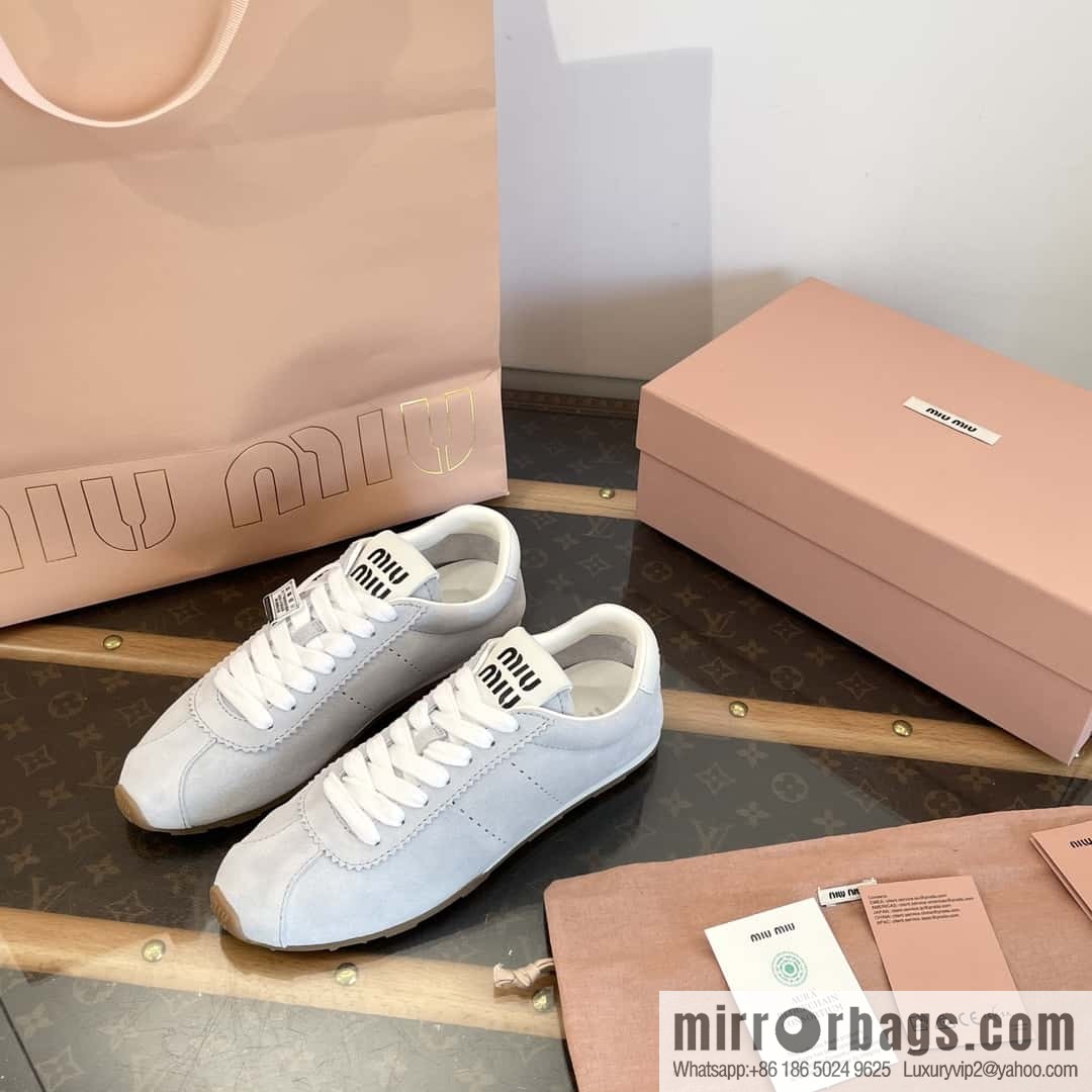 MIUMIU Miu Miu Early spring flat-soled lace-up Forrest training shoes