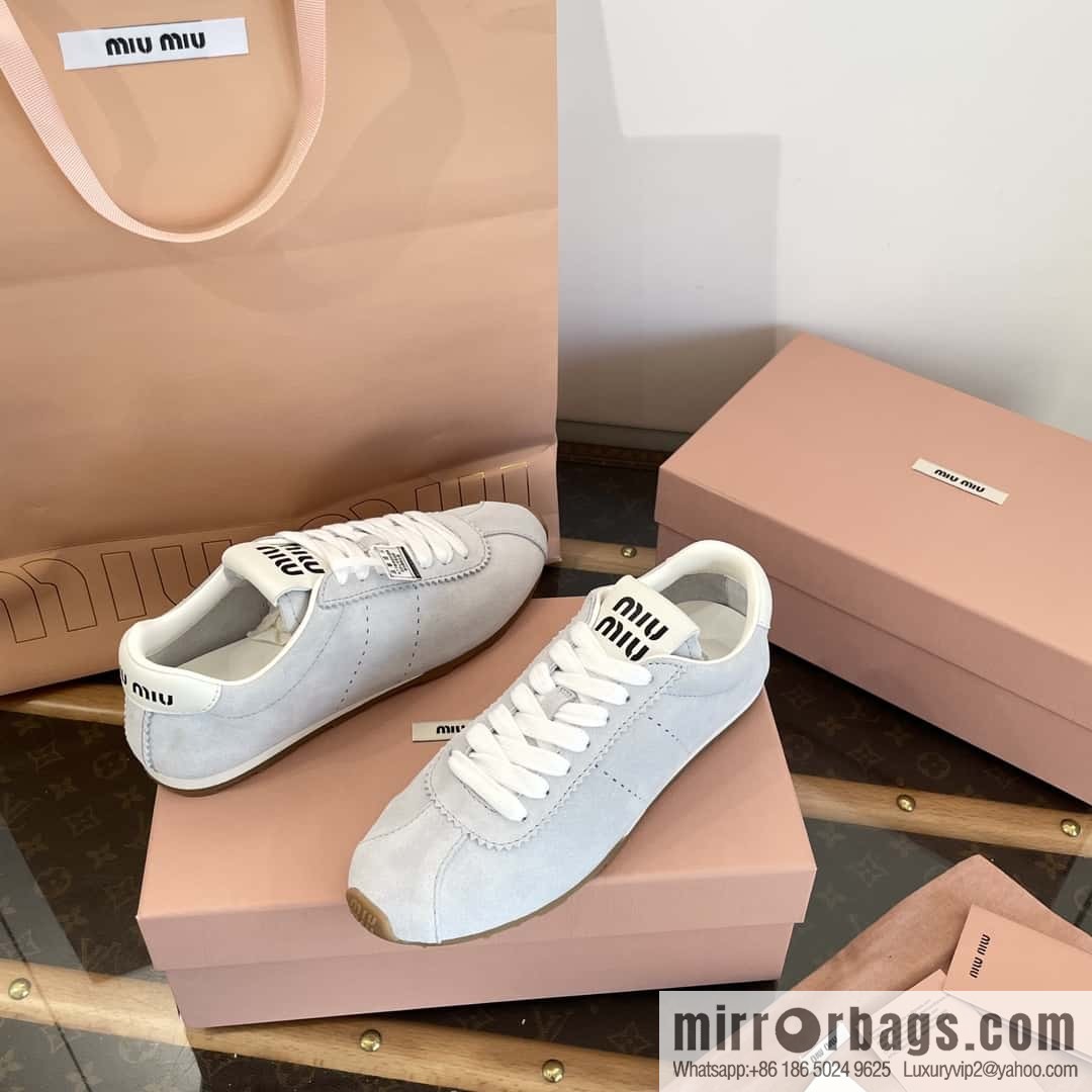 MIUMIU Miu Miu Early spring flat-soled lace-up Forrest training shoes
