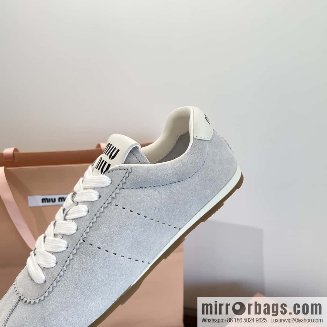 MIUMIU Miu Miu Early spring flat-soled lace-up Forrest training shoes