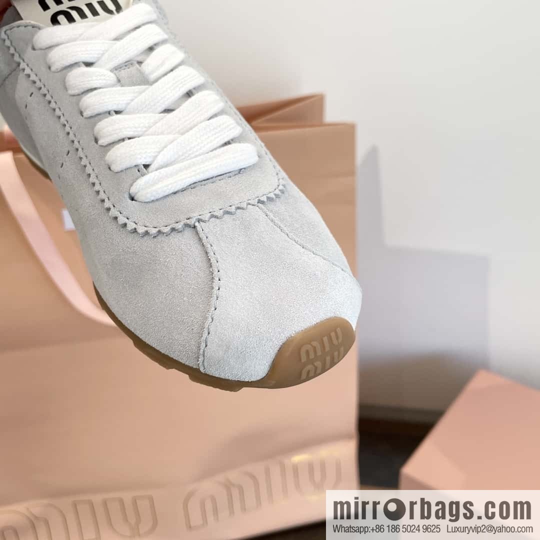 MIUMIU Miu Miu Early spring flat-soled lace-up Forrest training shoes