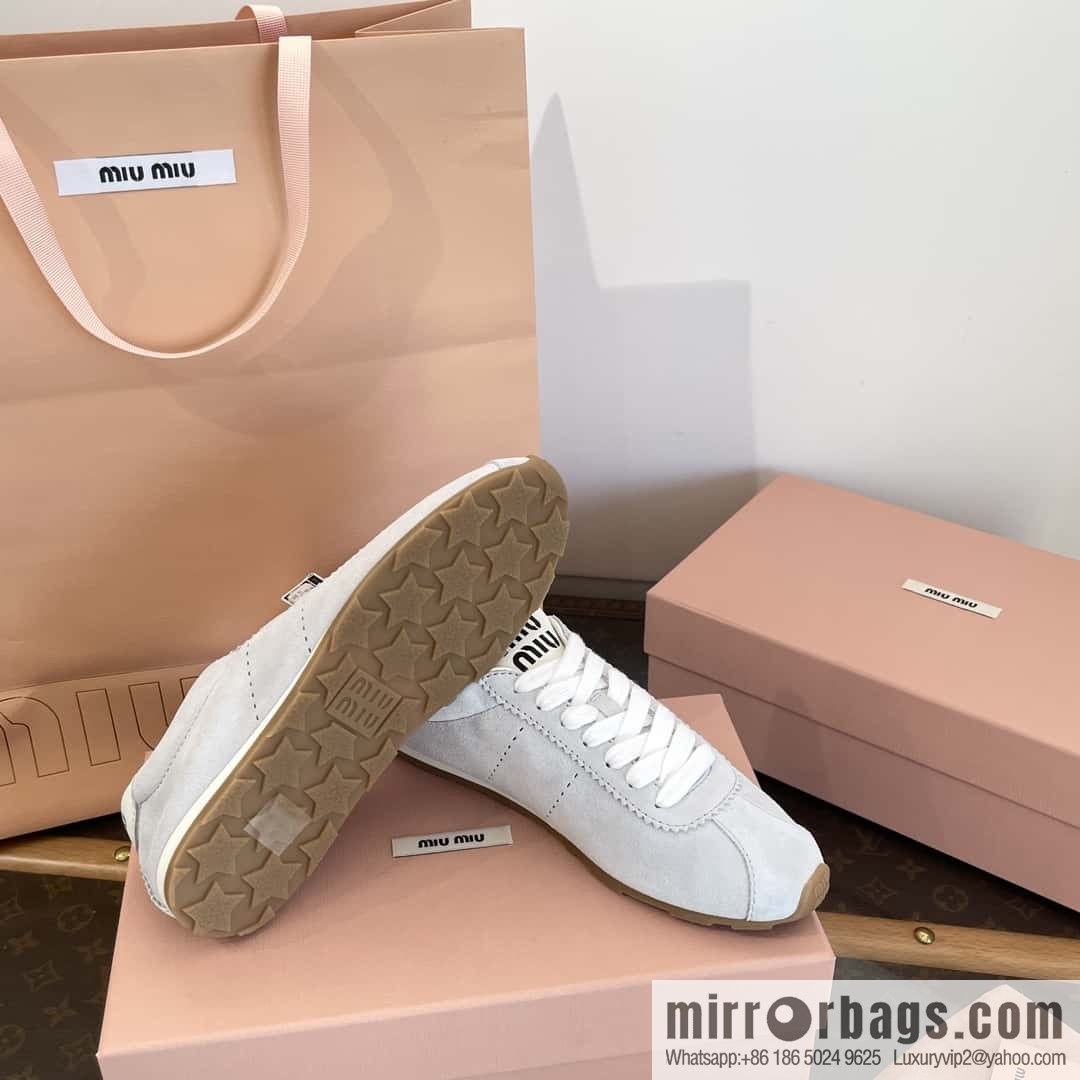 MIUMIU Miu Miu Early spring flat-soled lace-up Forrest training shoes