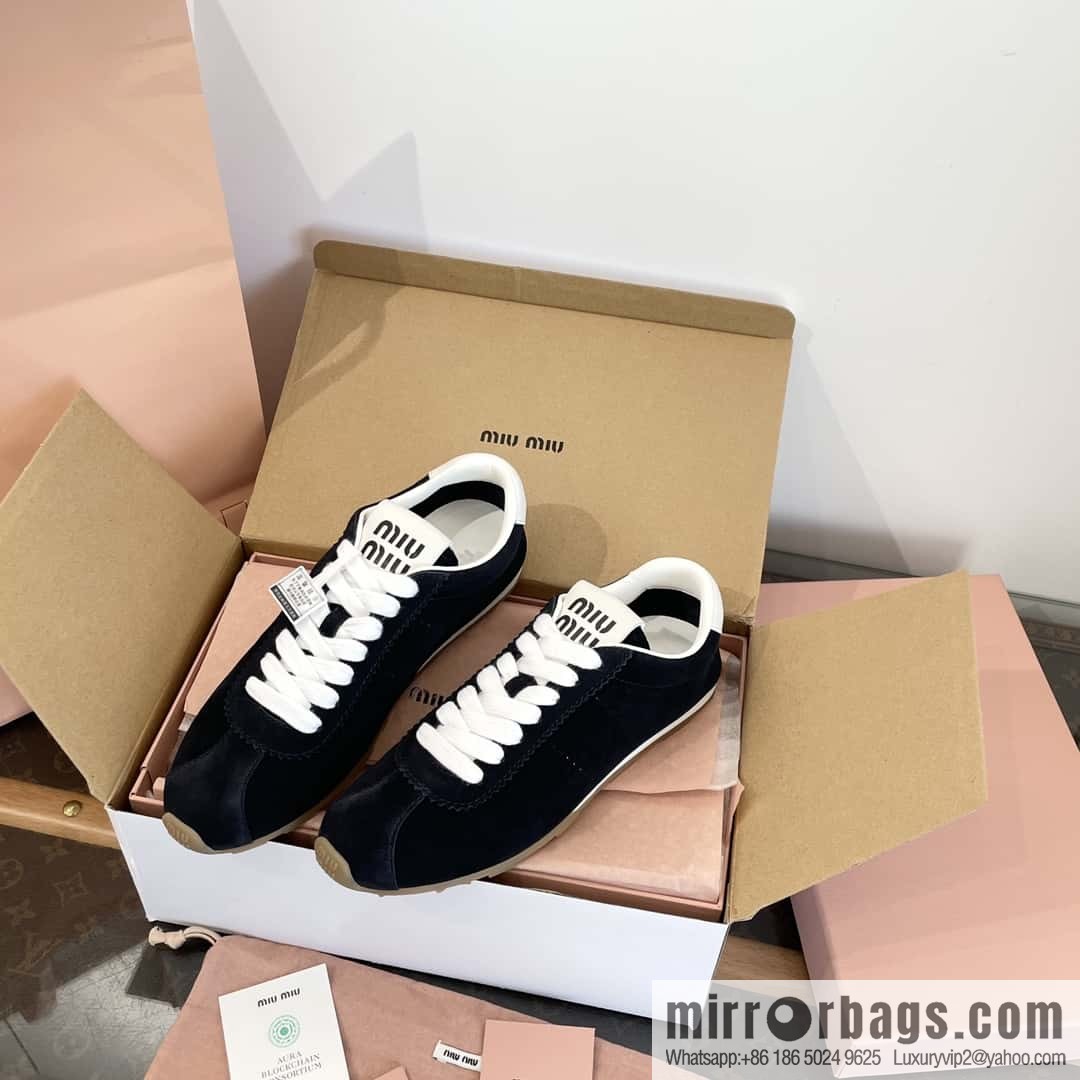 MIUMIU Miu Miu Early spring flat-soled lace-up Forrest training shoes