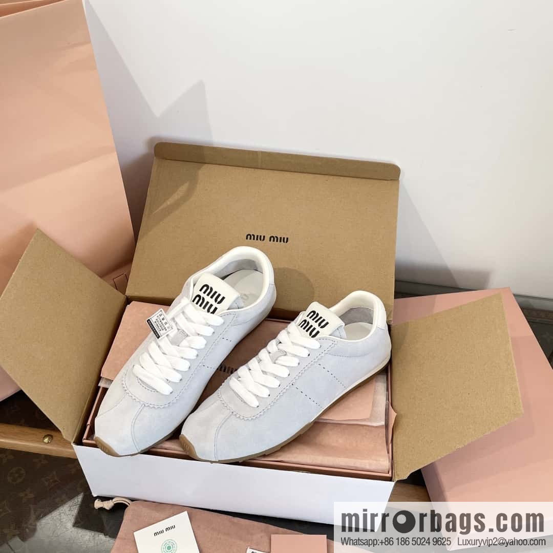 MIUMIU Miu Miu Early spring flat-soled lace-up Forrest training shoes