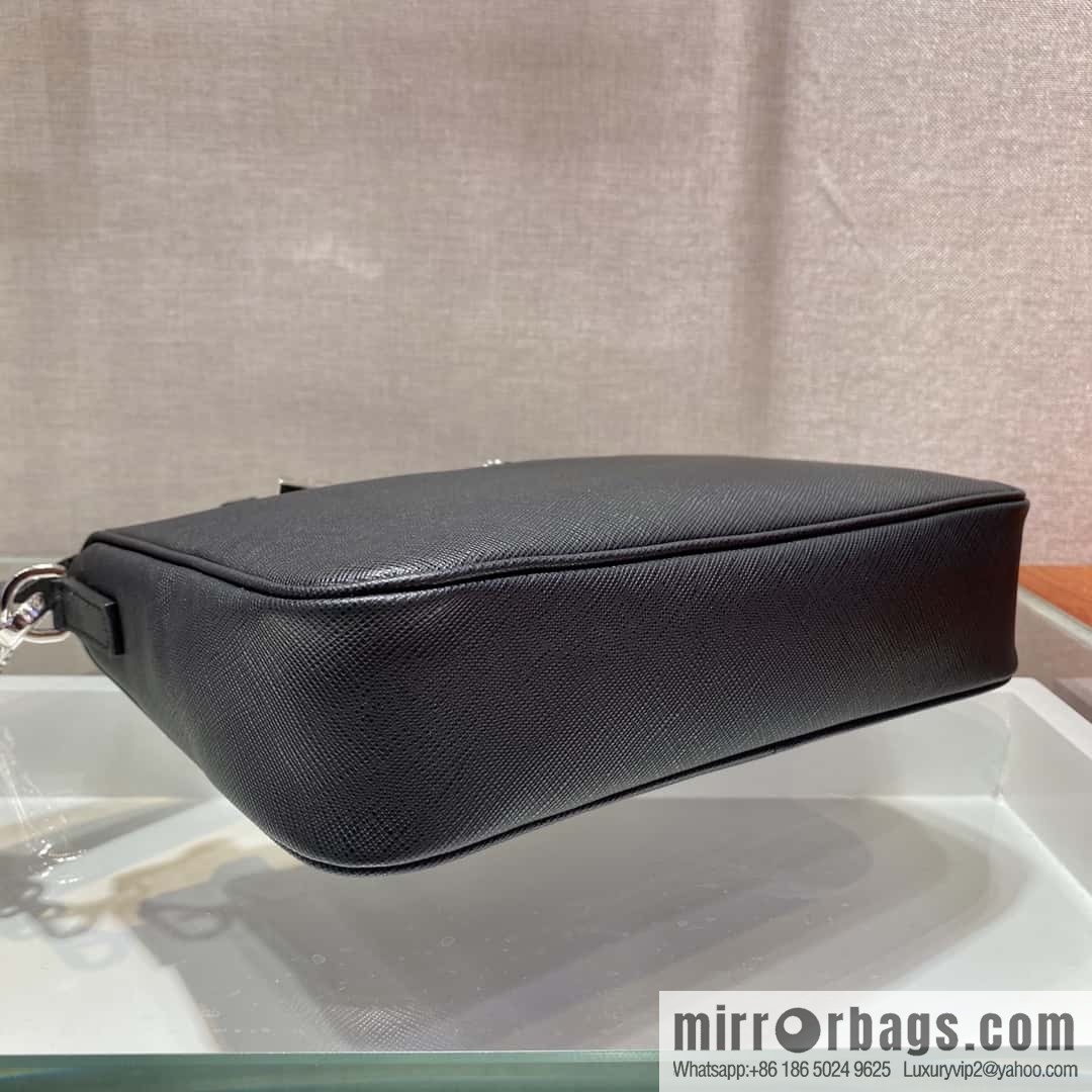 PRADA full leather three-in-one 😘😘 model number 2VH113 full leather/cross pattern leather