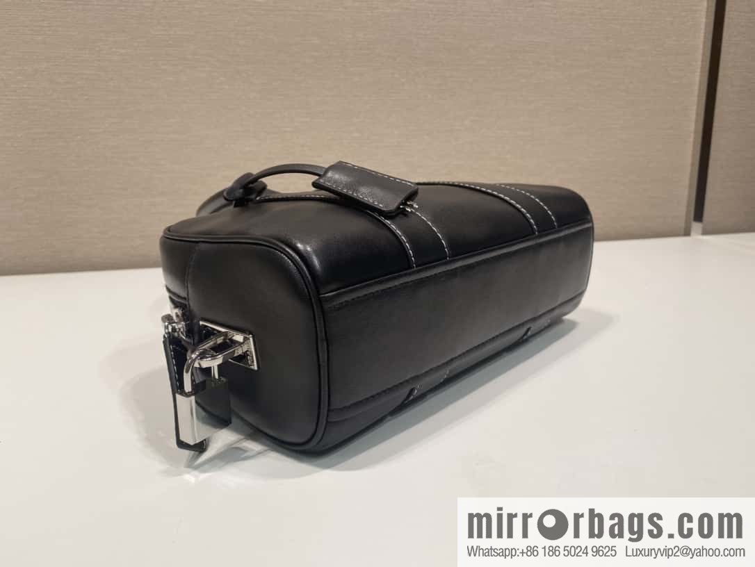 PRADA Medieval Boston 🎉 1BA846 New