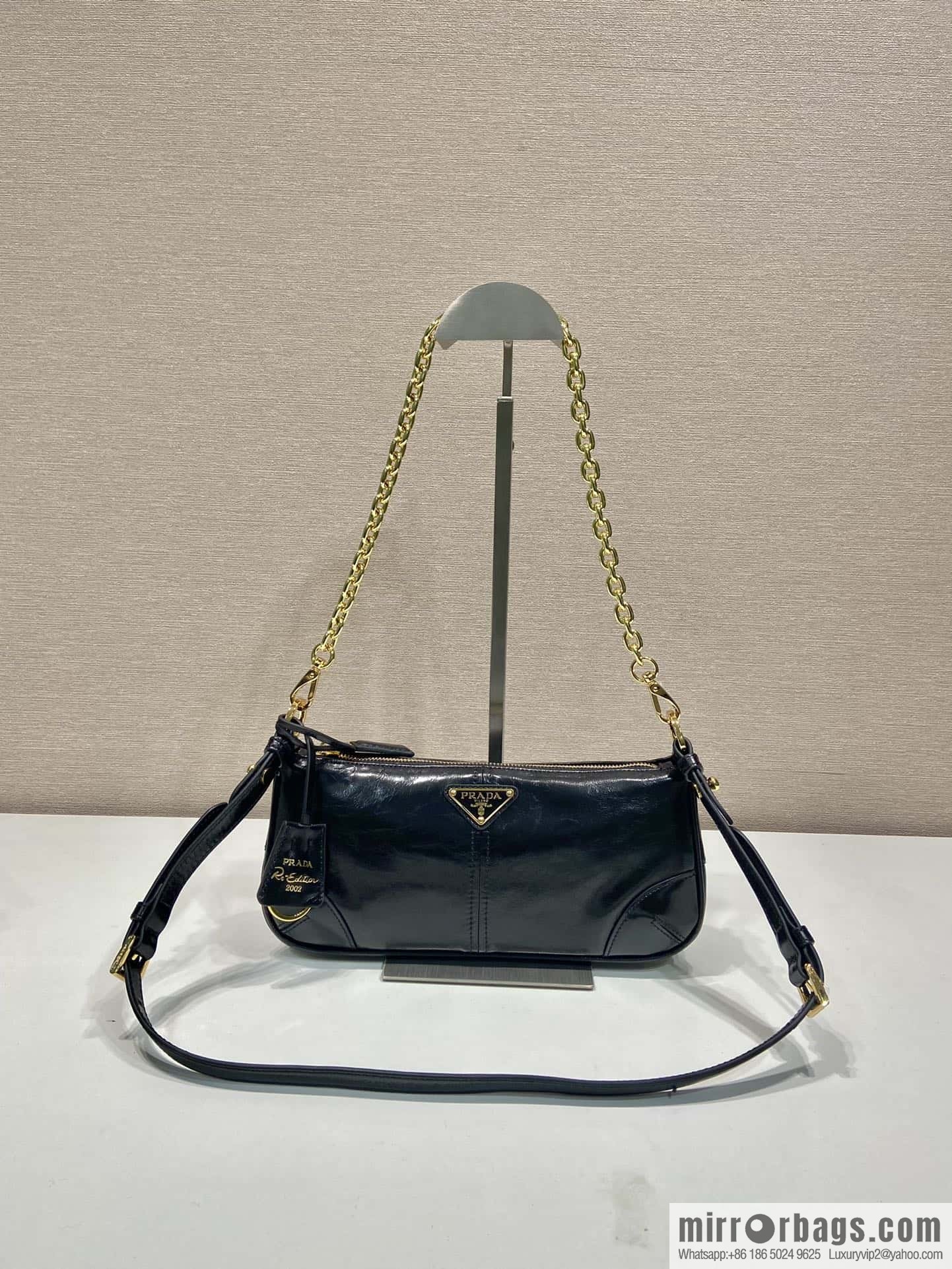 PRADA new armpit bag 🎉 1BC221 black