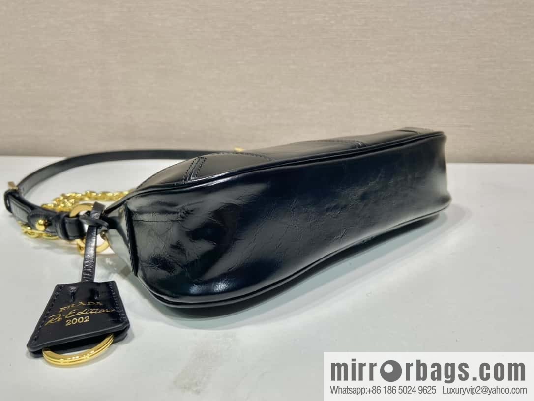 PRADA new armpit bag 🎉 1BC221 black