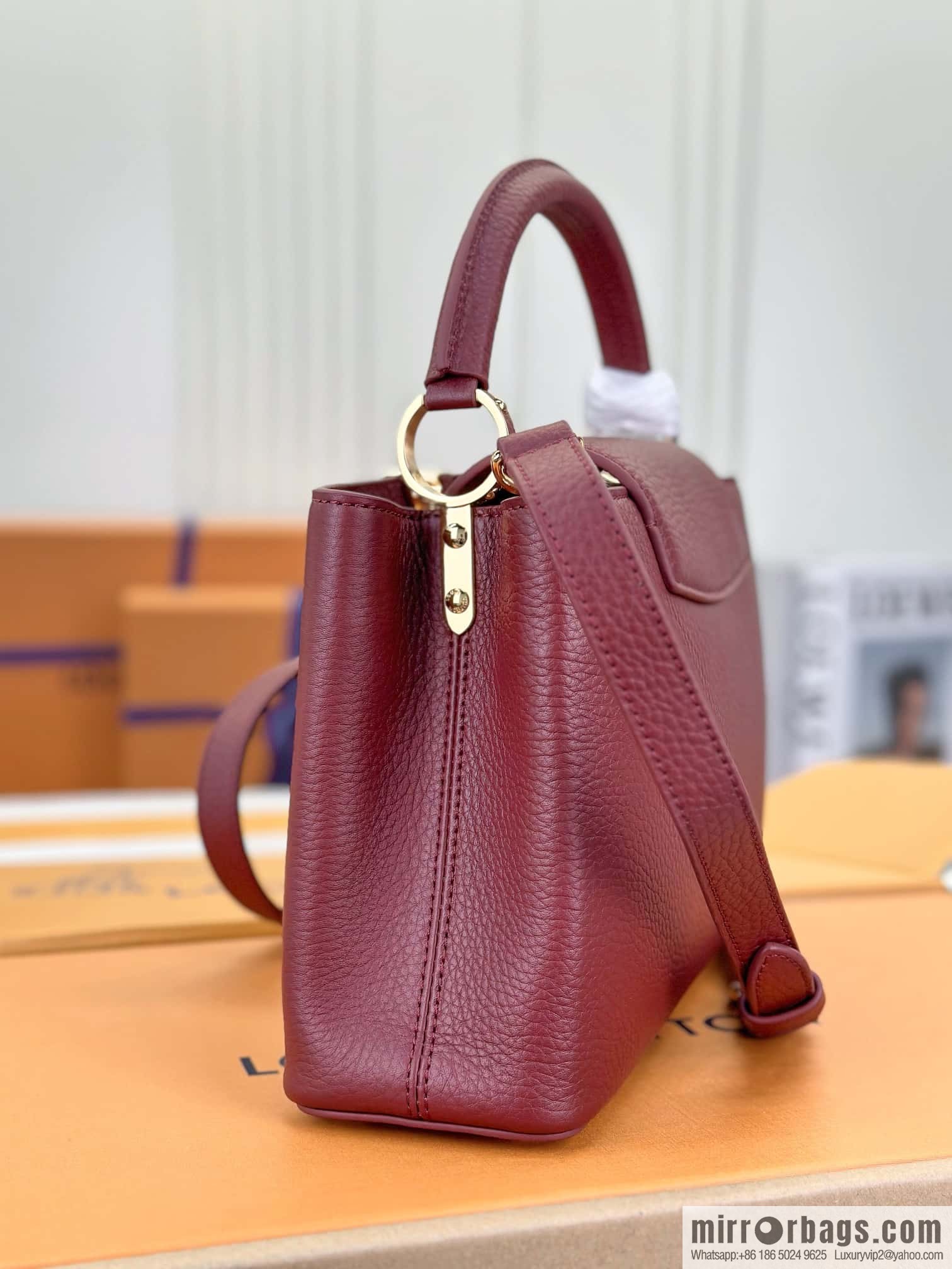 LV M25128 CAPUCINES BB handbag