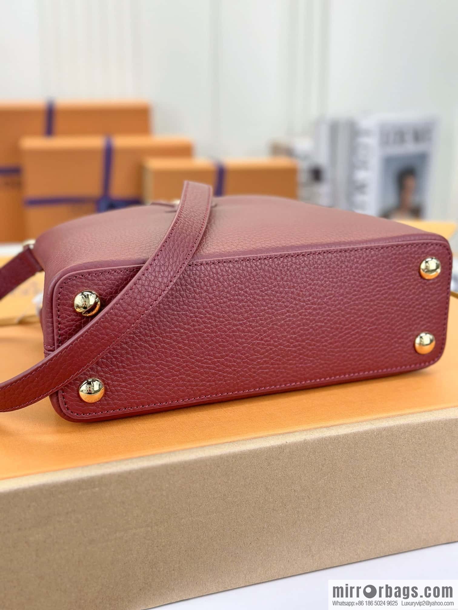 LV M25128 CAPUCINES BB handbag