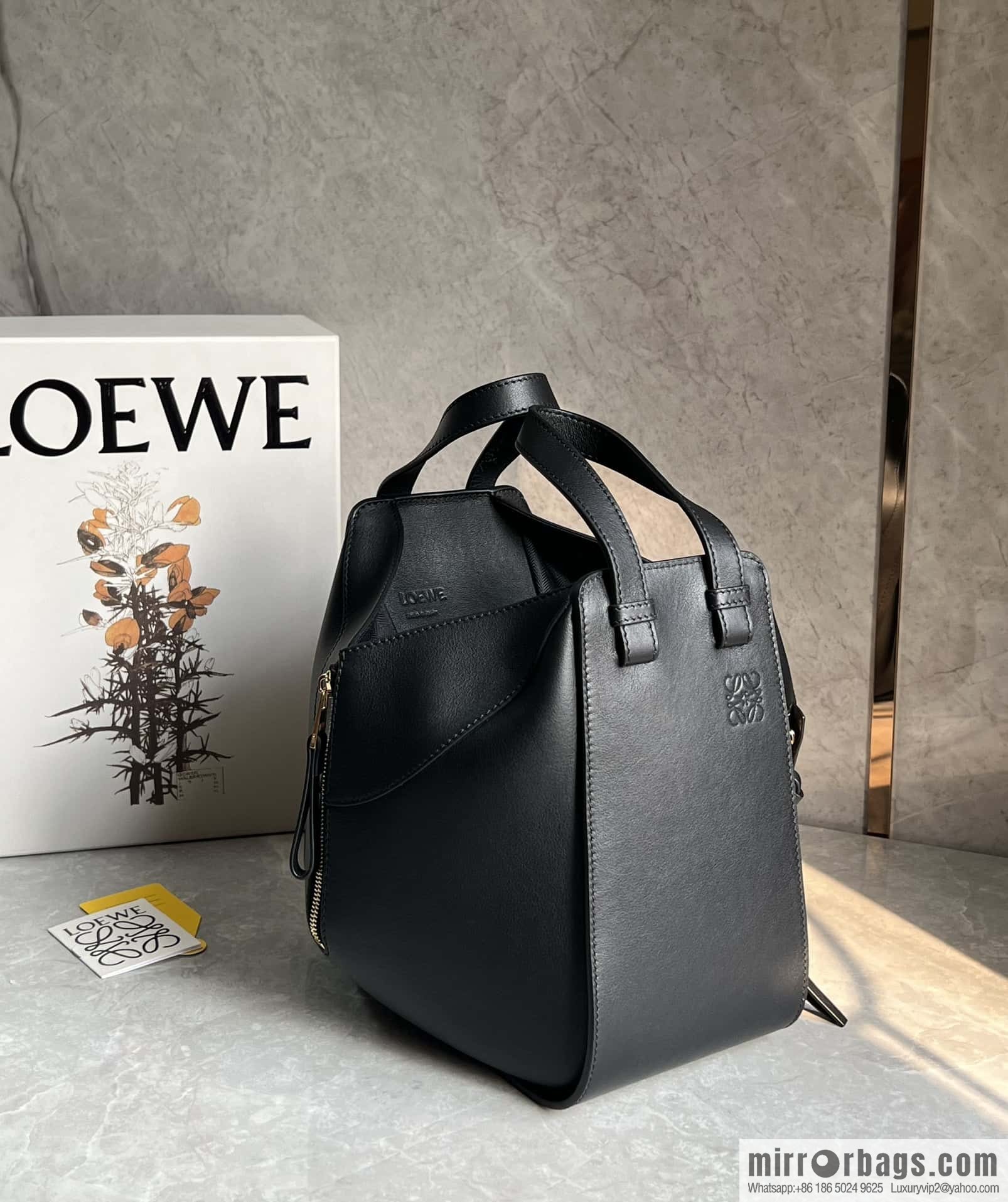 LOEWE Hammock bag 0216 small black