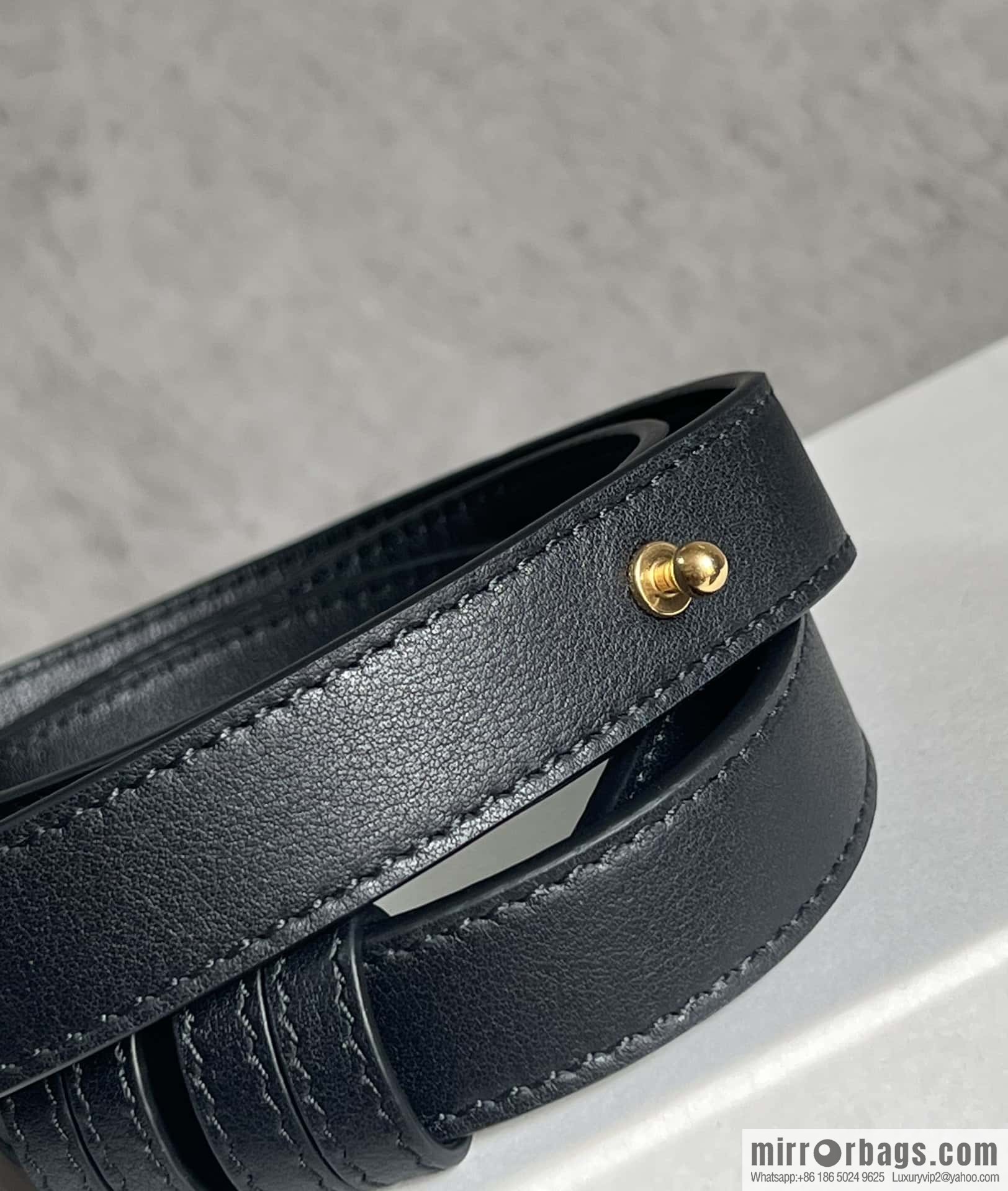 LOEWE Hammock bag 0216 small black