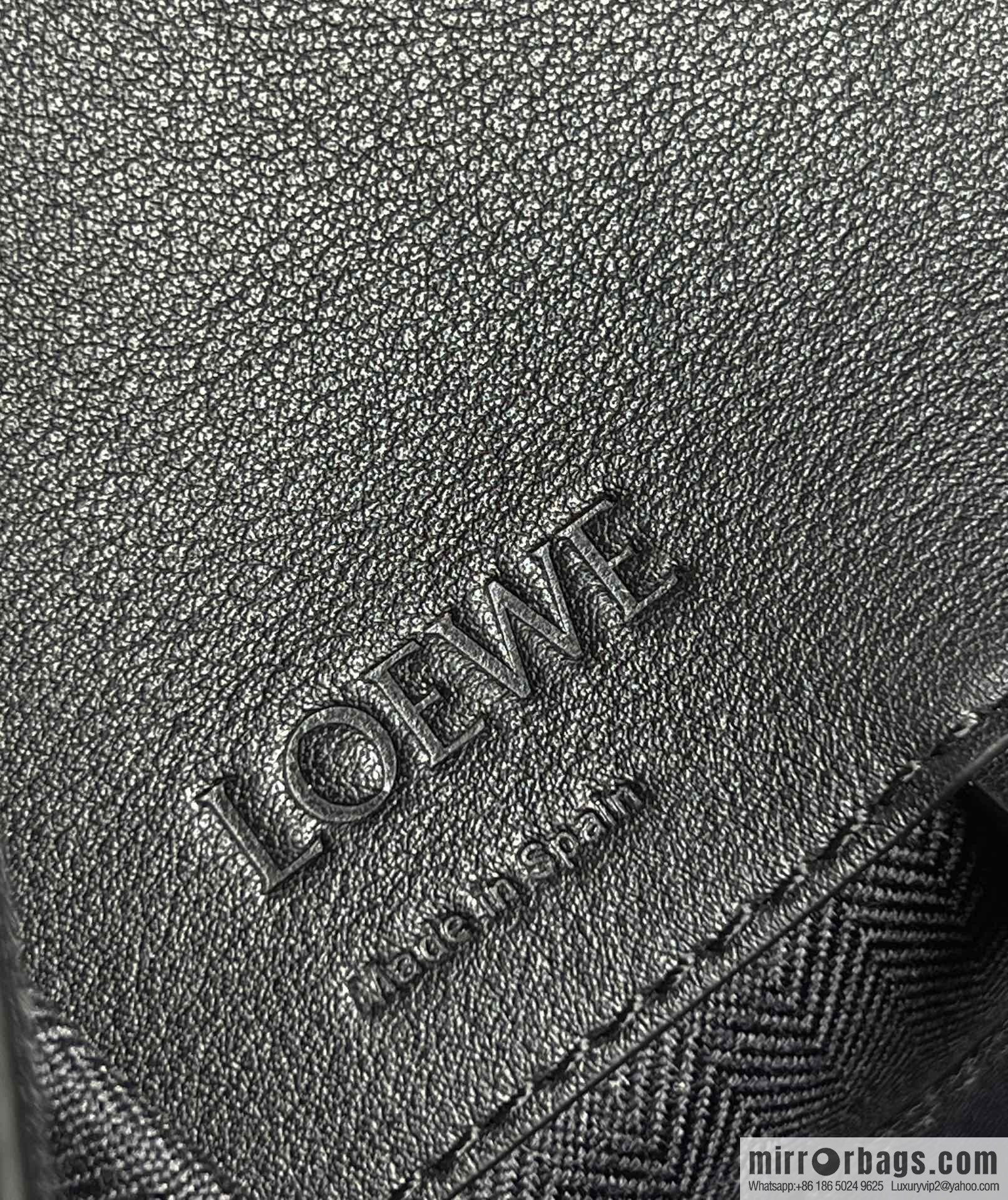 LOEWE Hammock bag 0216 small black