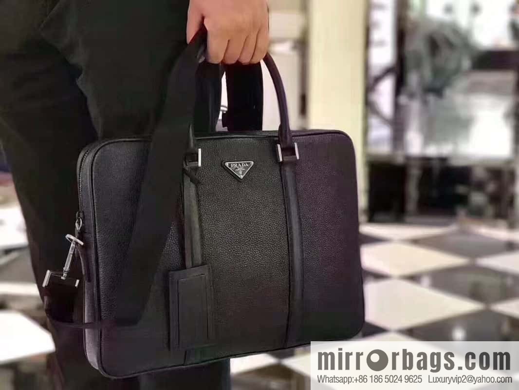 PRADA's latest broken leather briefcase 2VE368