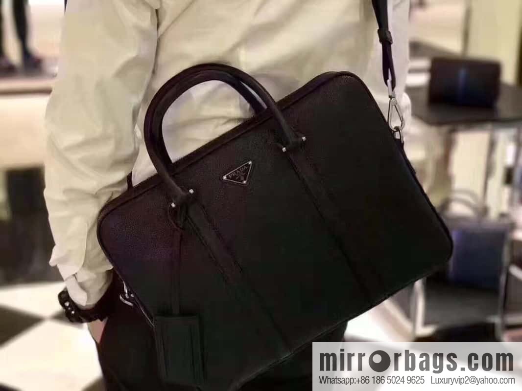 PRADA's latest broken leather briefcase 2VE368