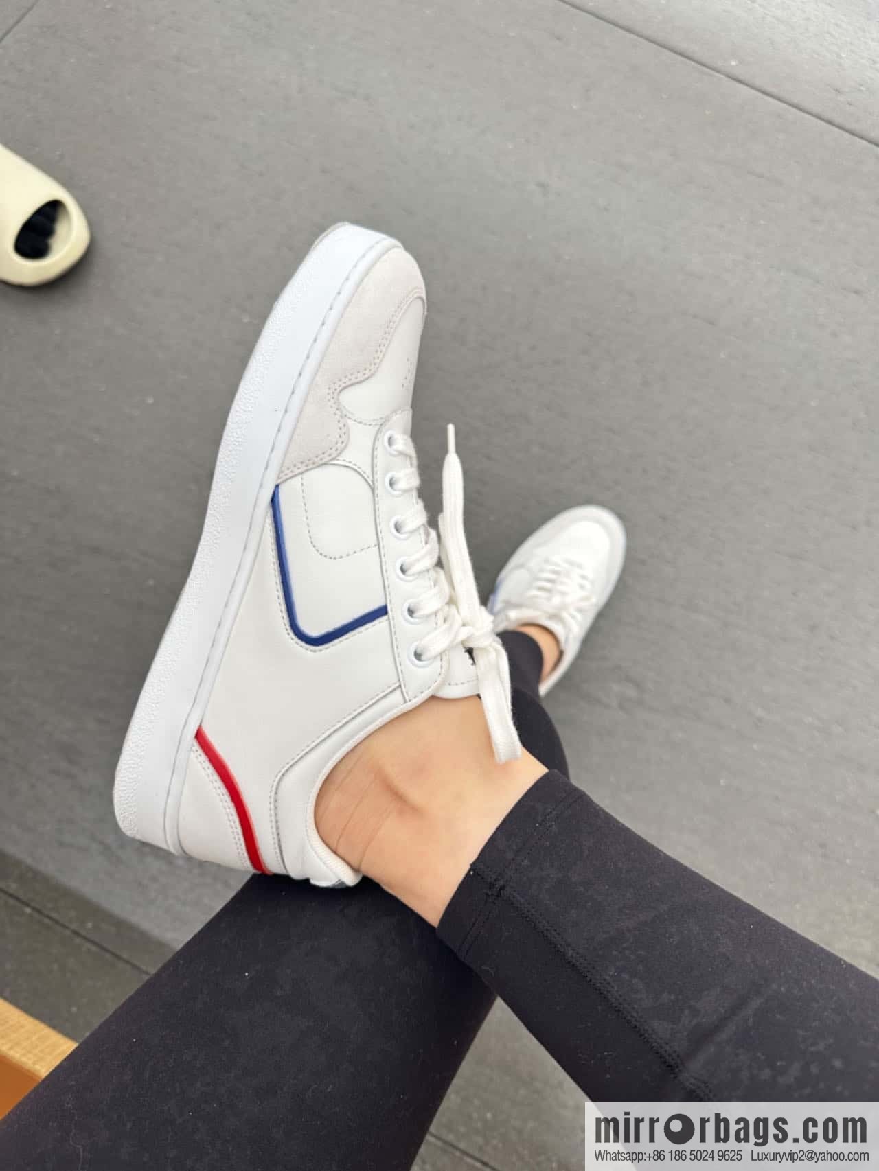 CELINE Leather low-top flat white shoes