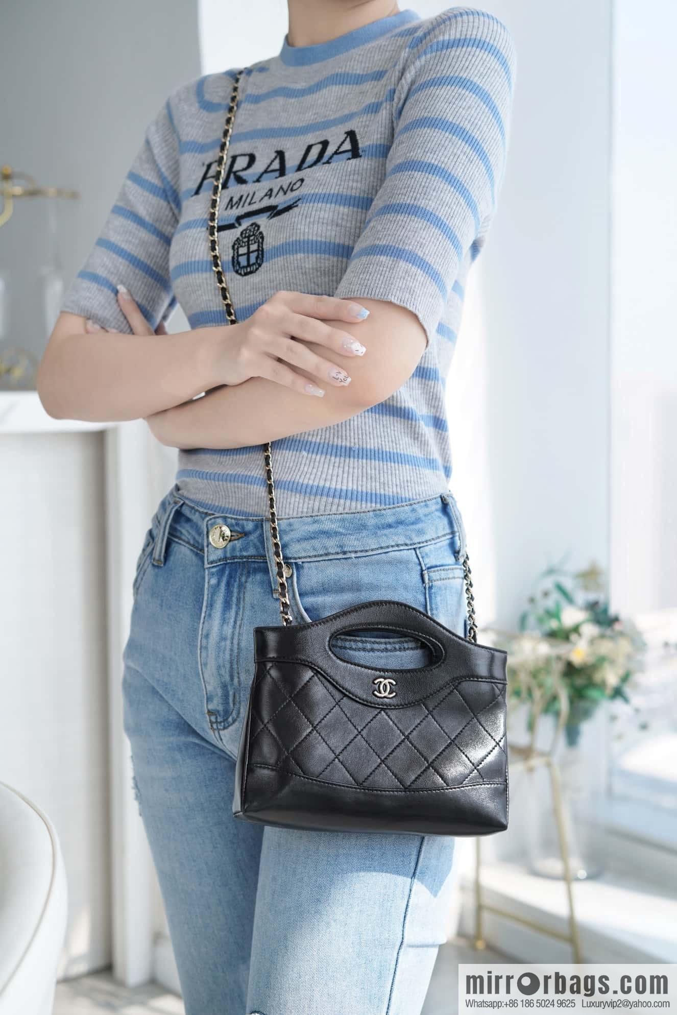 CHANEL 24C horizontal 31bagmini AS3656 black