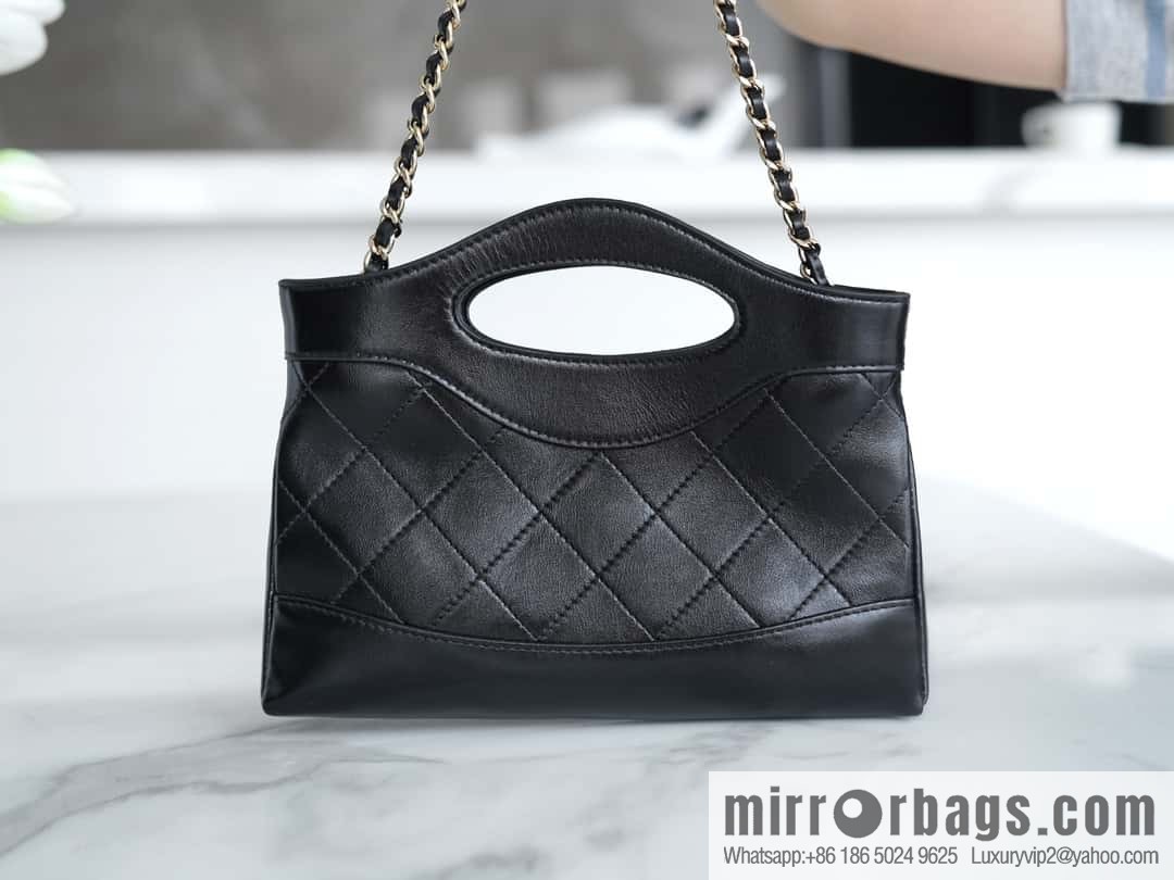CHANEL 24C horizontal 31bagmini AS3656 black