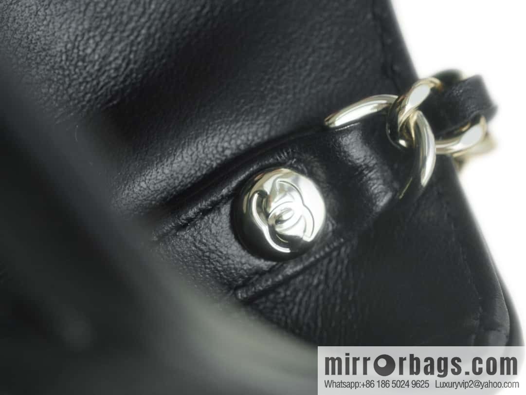 CHANEL 24C horizontal 31bagmini AS3656 black