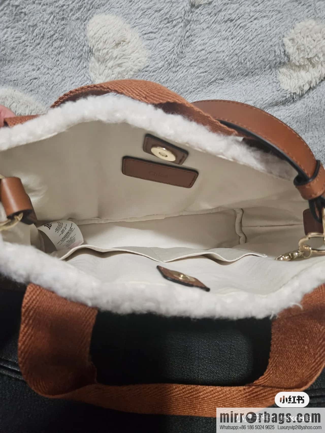Chloe Woody Lamb Feather Tote Bag, Brown 25CM