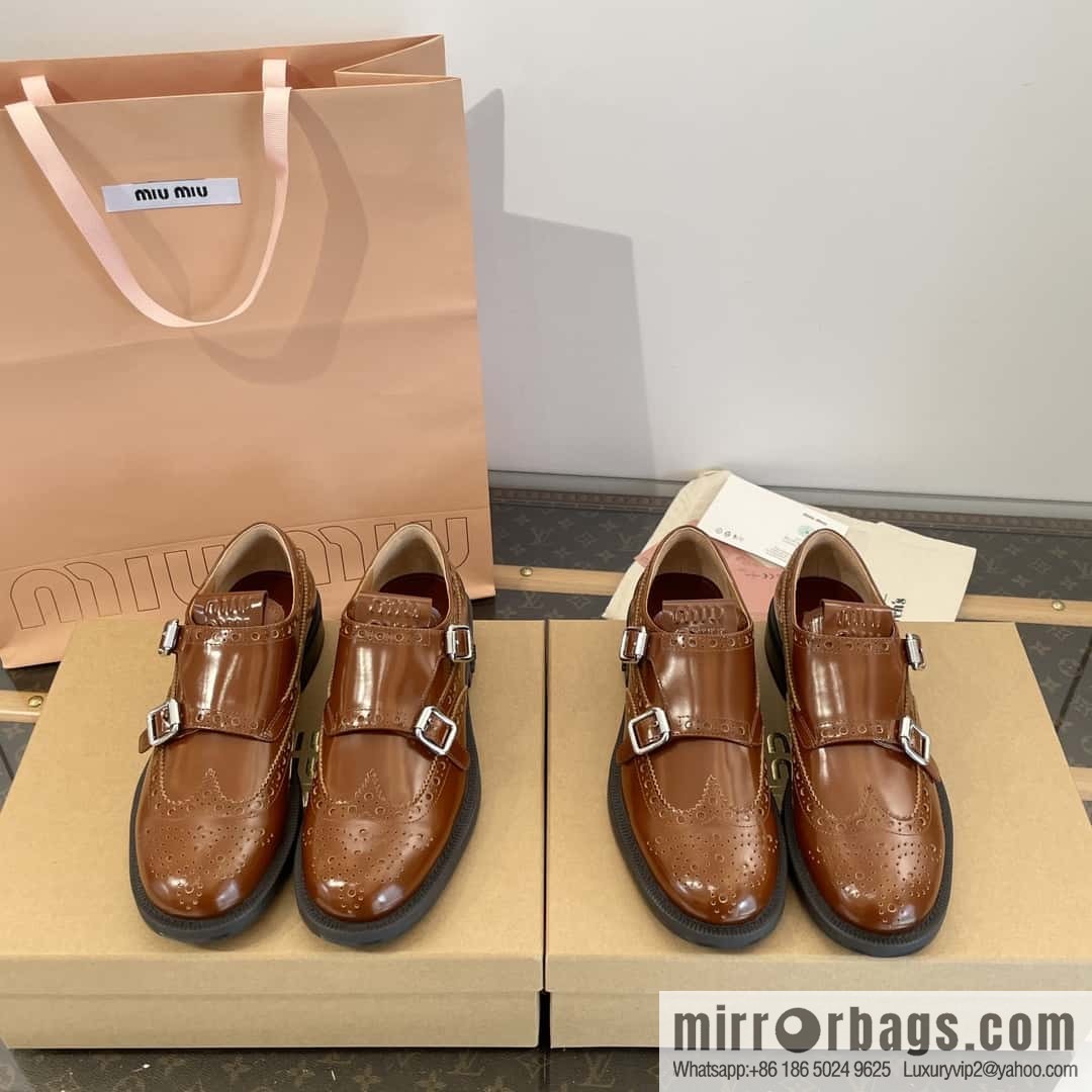 𝐂𝐡𝐮𝐫𝐜𝐡’𝐬 𝐱 𝐌𝐢𝐮 𝐌𝐢𝐮||𝟐𝟎𝟐𝟑 joint Brock carved Oxford small leather shoes