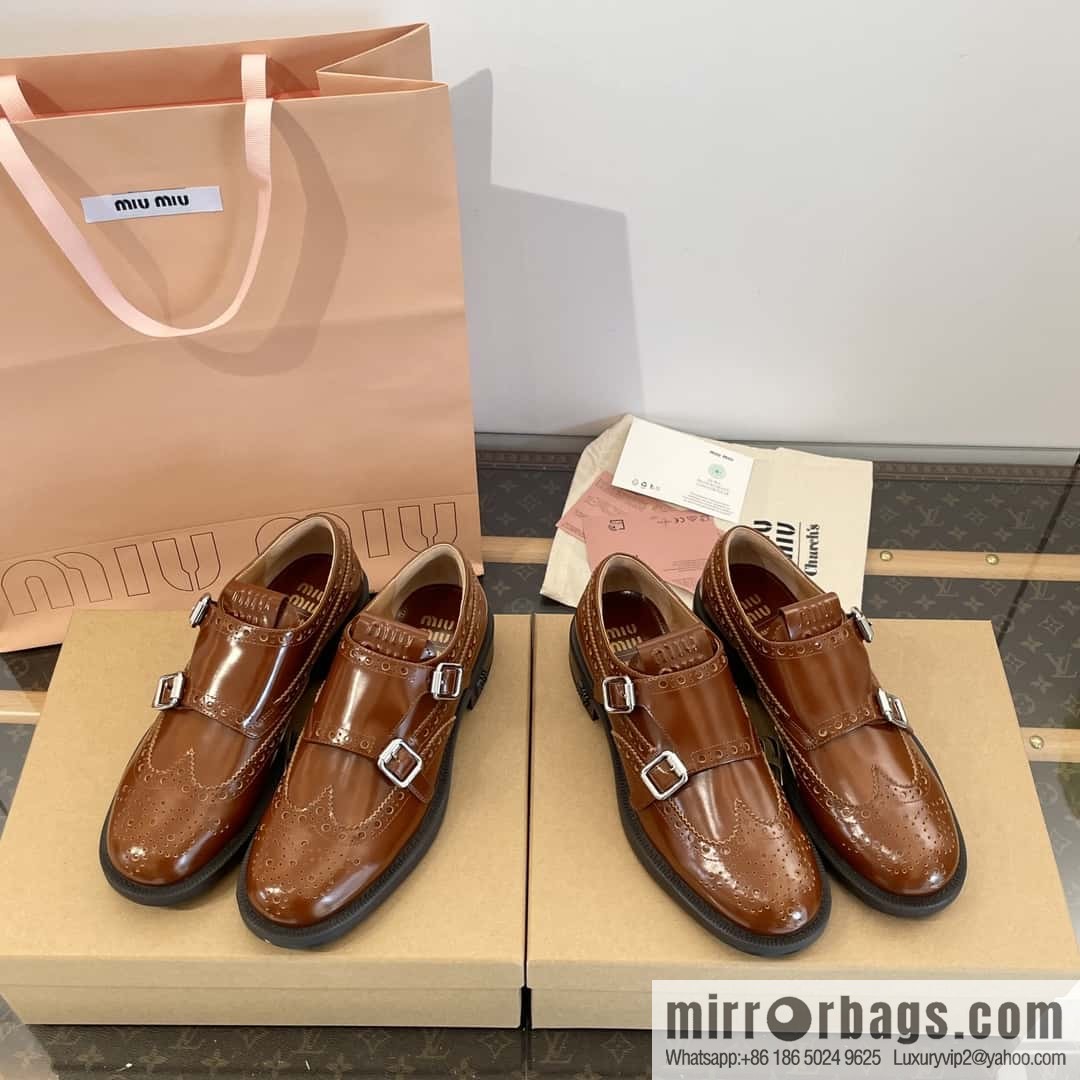 𝐂𝐡𝐮𝐫𝐜𝐡’𝐬 𝐱 𝐌𝐢𝐮 𝐌𝐢𝐮||𝟐𝟎𝟐𝟑 joint Brock carved Oxford small leather shoes