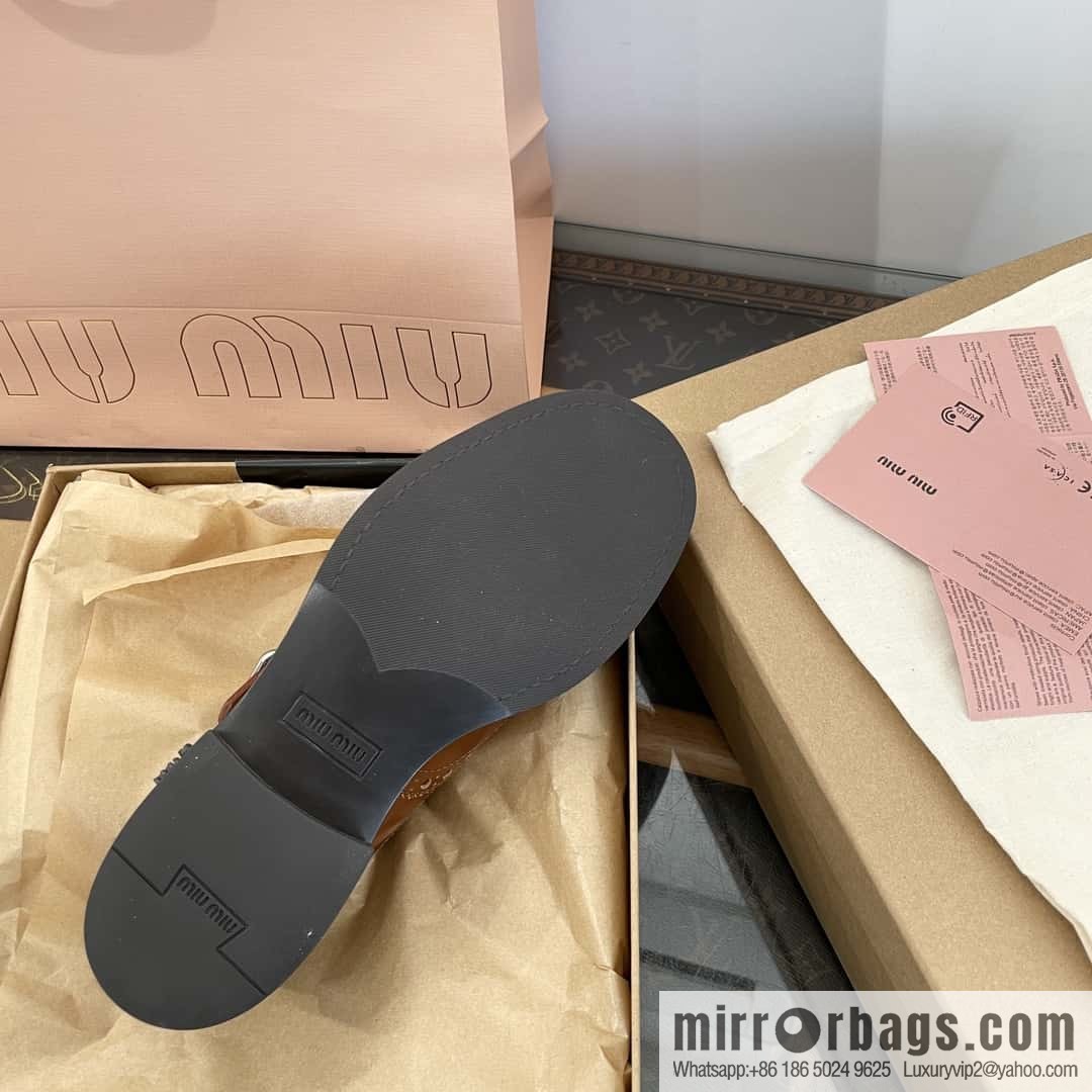 𝐂𝐡𝐮𝐫𝐜𝐡’𝐬 𝐱 𝐌𝐢𝐮 𝐌𝐢𝐮||𝟐𝟎𝟐𝟑 joint Brock carved Oxford small leather shoes
