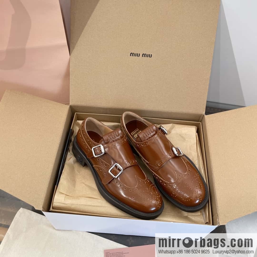 𝐂𝐡𝐮𝐫𝐜𝐡’𝐬 𝐱 𝐌𝐢𝐮 𝐌𝐢𝐮||𝟐𝟎𝟐𝟑 joint Brock carved Oxford small leather shoes