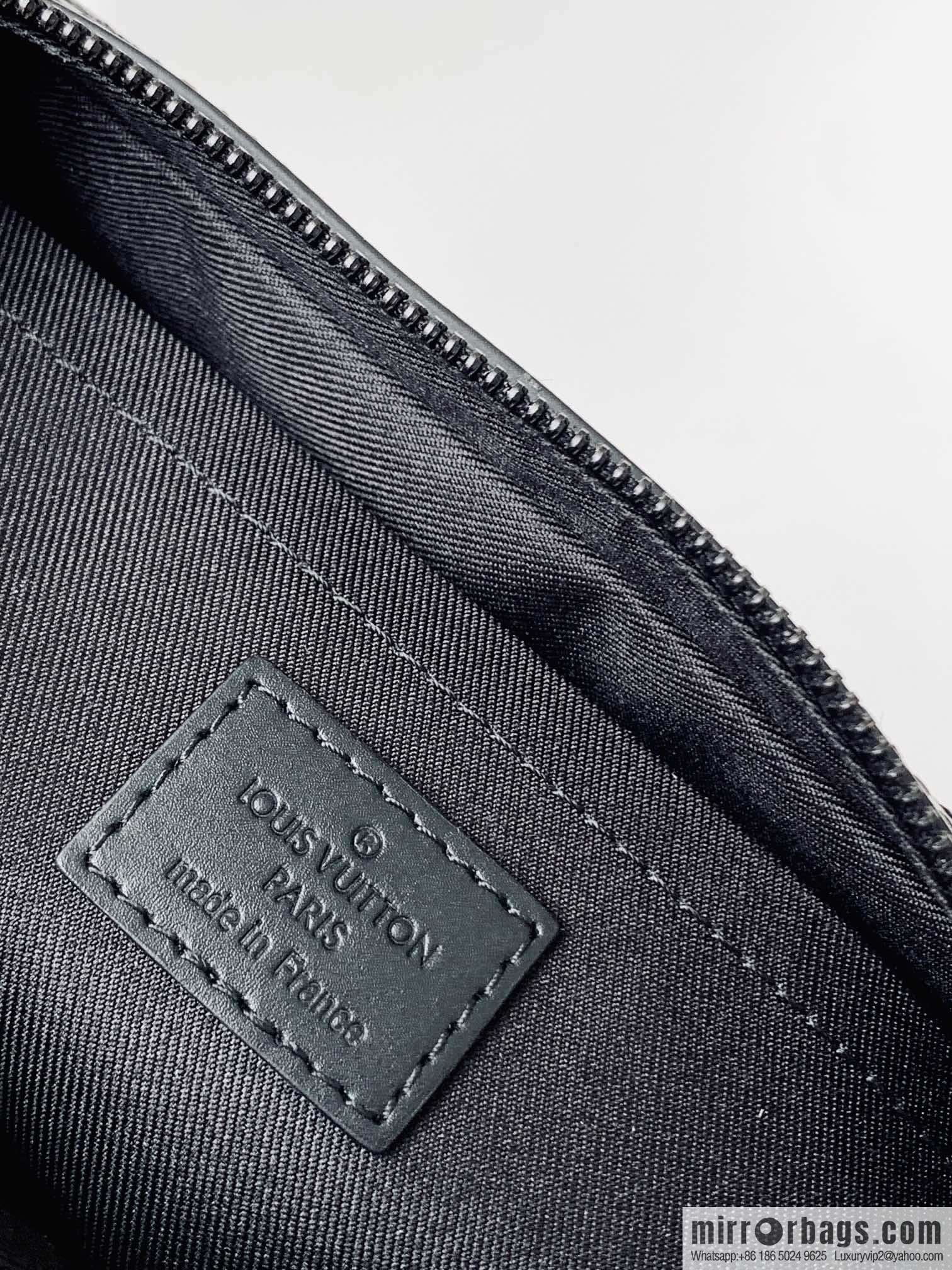 LV M22482 FASTLINE messenger bag