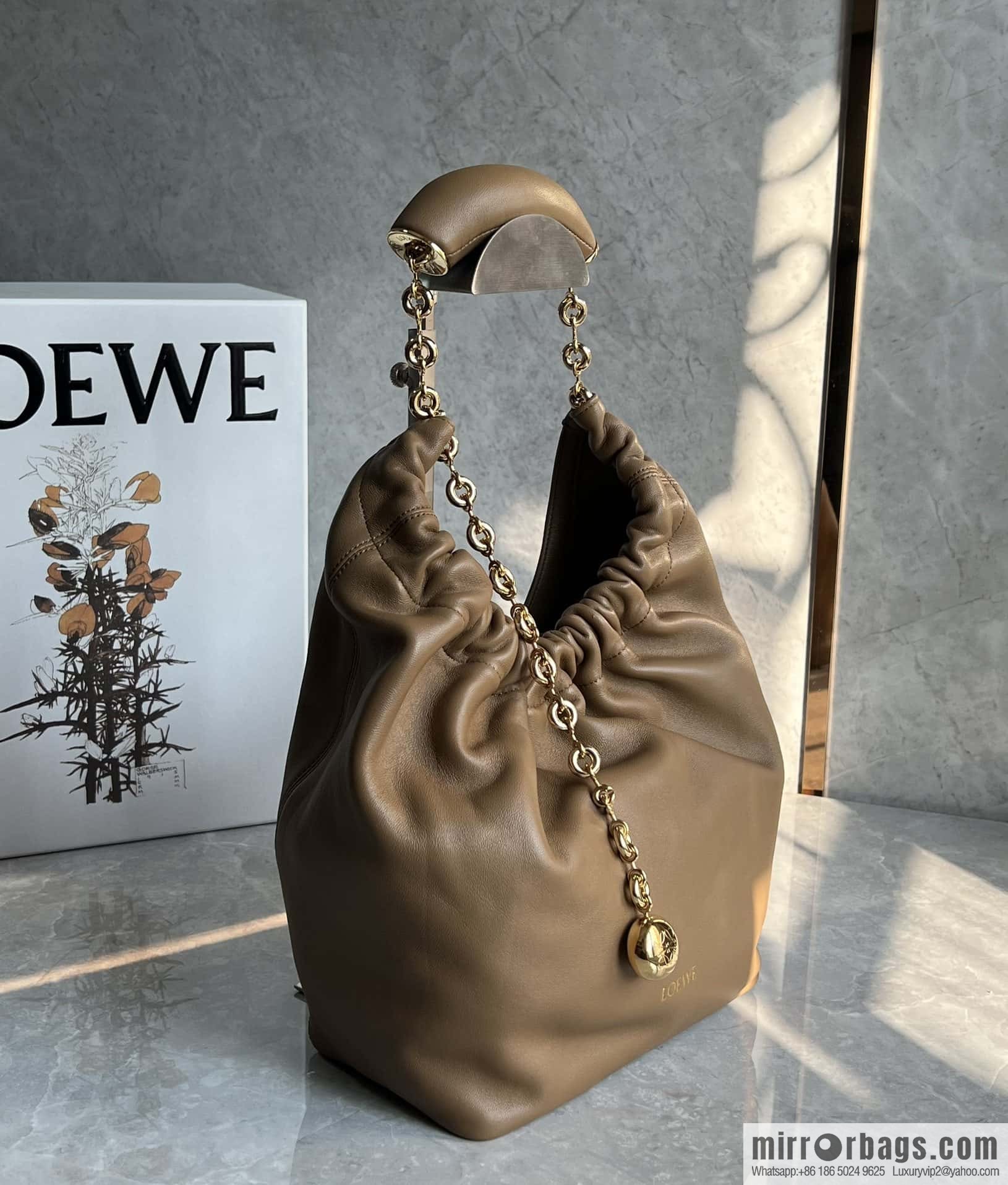 LOEWE Squeezed Underarm Bag 29.5CM Oak Brown