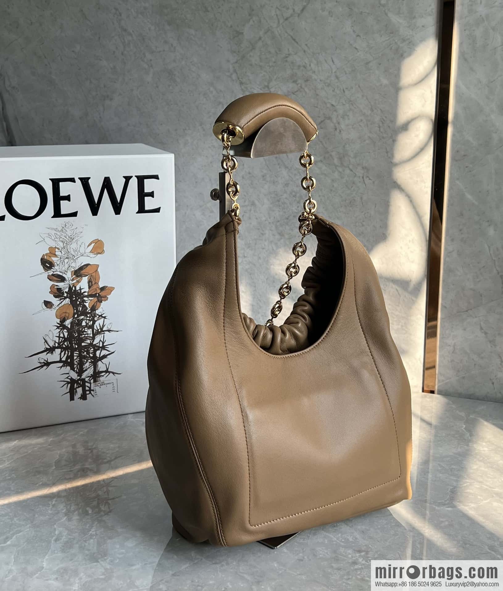 LOEWE Squeezed Underarm Bag 29.5CM Oak Brown