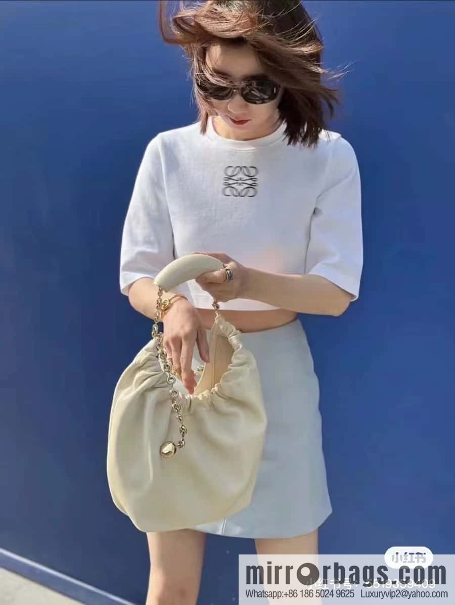 LOEWE Squeezed Underarm Bag 29.5CM White