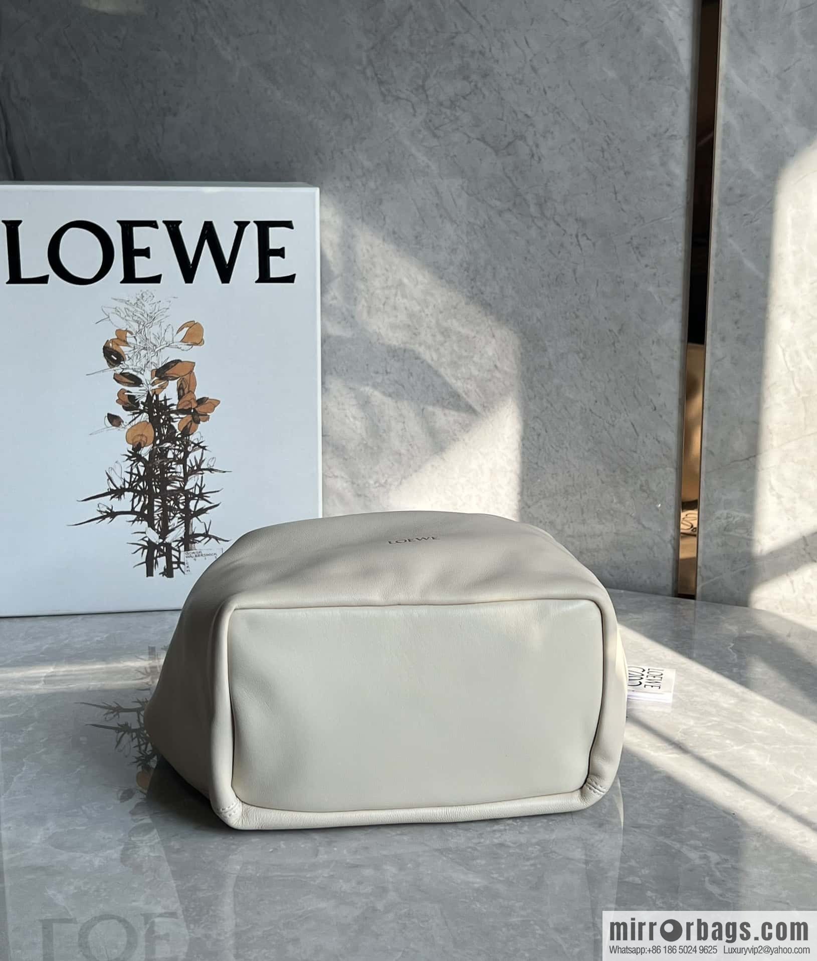 LOEWE Squeezed Underarm Bag 29.5CM White