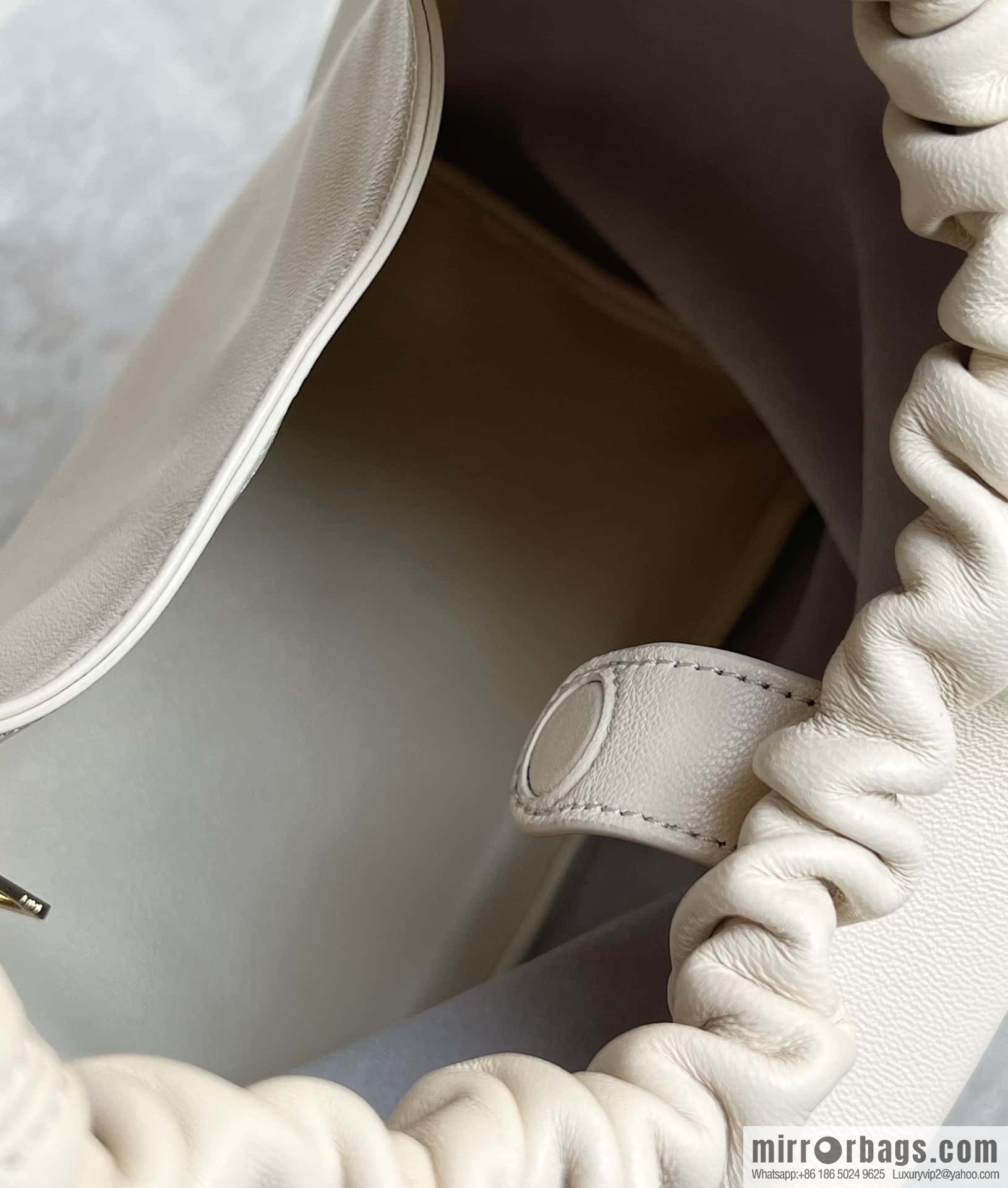 LOEWE Squeezed Underarm Bag 29.5CM White