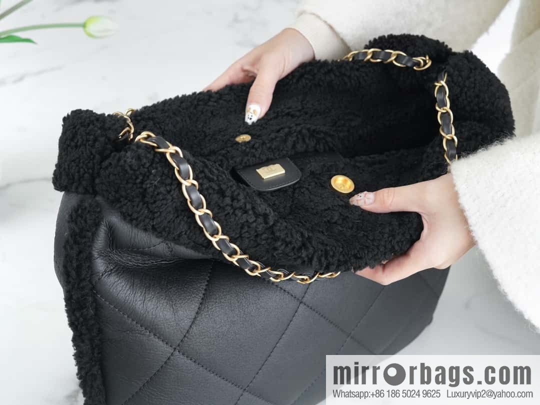 CHANEL Seasonal Limited Teddy Bear AS3261 black