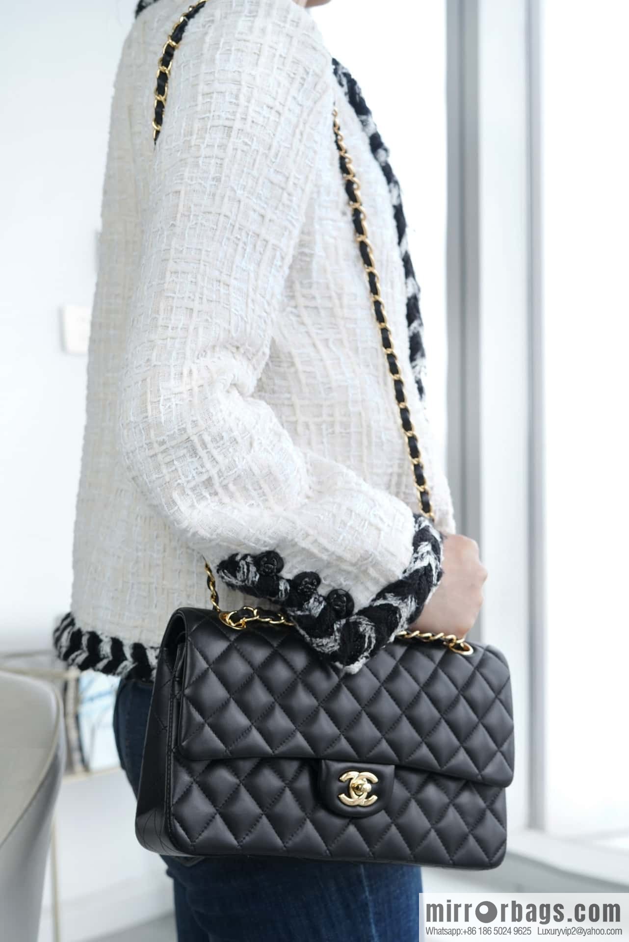 CHANEL 𝗖𝗙 𝗖𝗹𝗮𝘀𝘀𝗶𝗰 𝗙𝗹𝗮𝗽 medium classic mouth cover bag, black sheep gold ⚜️ genuine leather A01112
