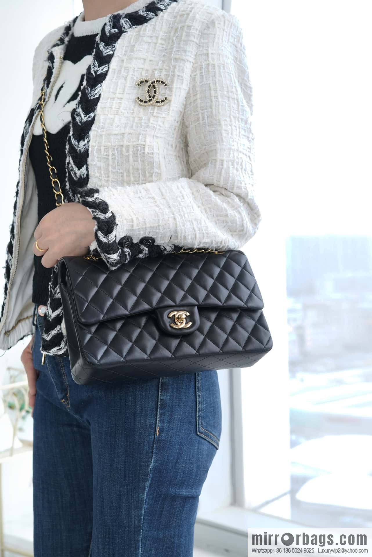 CHANEL 𝗖𝗙 𝗖𝗹𝗮𝘀𝘀𝗶𝗰 𝗙𝗹𝗮𝗽 medium classic mouth cover bag, black sheep gold ⚜️ genuine leather A01112