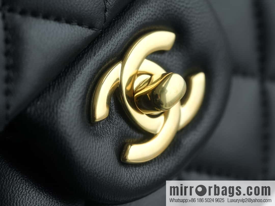 CHANEL 𝗖𝗙 𝗖𝗹𝗮𝘀𝘀𝗶𝗰 𝗙𝗹𝗮𝗽 medium classic mouth cover bag, black sheep gold ⚜️ genuine leather A01112