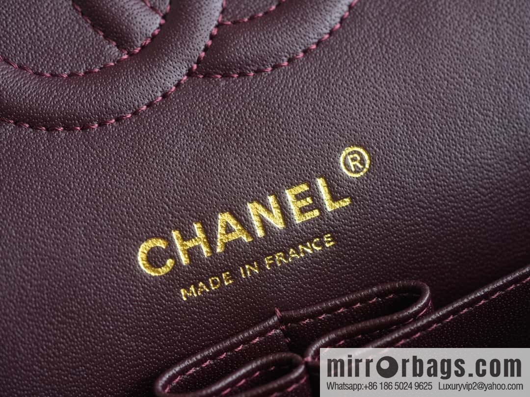 CHANEL 𝗖𝗙 𝗖𝗹𝗮𝘀𝘀𝗶𝗰 𝗙𝗹𝗮𝗽 medium classic mouth cover bag, black sheep gold ⚜️ genuine leather A01112